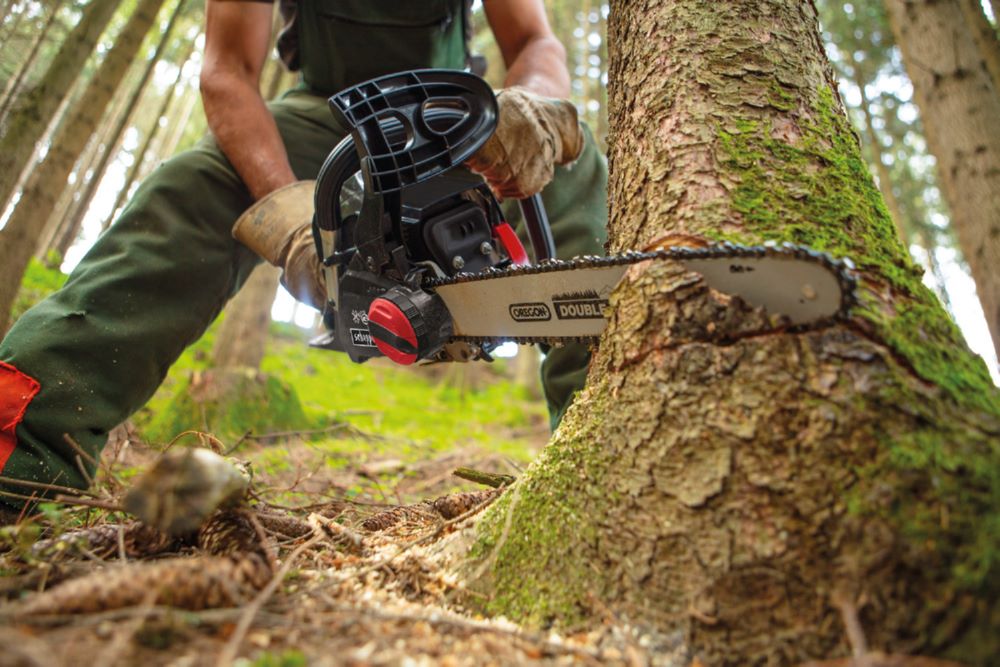 Produktbild Scheppach Benzin-Kettensäge CSP41 inklusive ProCut Schwertlänge 400 mm 1,9 PS