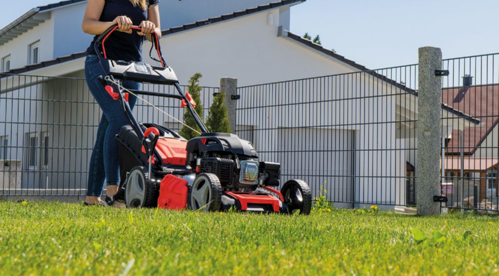 Produktbild Scheppach Benzin-Rasenmäher mit Radantrieb und Elektro-Start Breite 530 mm 7 PS bild 4