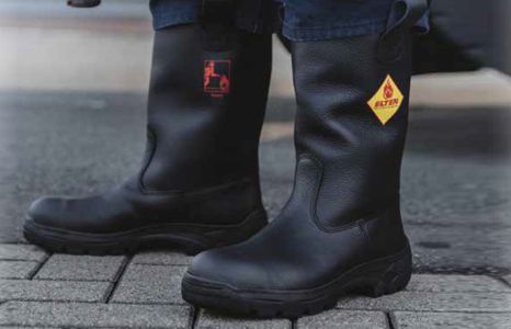 Produktbild arbeitskleidung schutz fussschutz spezielle arbeitsschuhe teaser