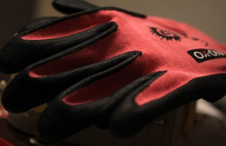 Produktbild arbeitskleidung schutz handschutz teaser