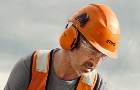 Produktbild arbeitskleidung schutz kopfschutz gehoerschutz teaser