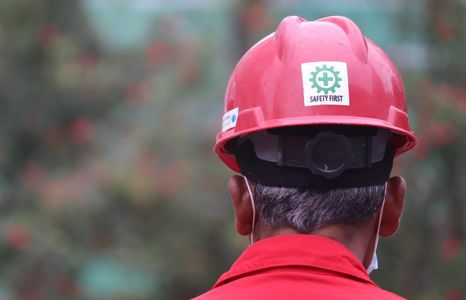 Produktbild arbeitskleidung schutz kopfschutz teaser