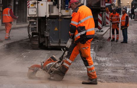 Produktbild arbeitskleidung schutz warnschutzkleidung teaser