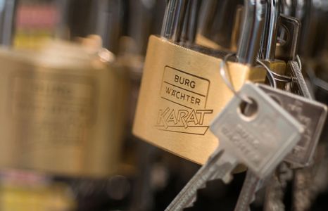 Produktbild befestigungstechnik schliesstechnik teaser