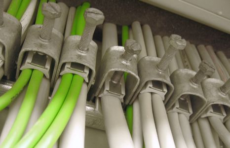 Produktbild elektroinstallation befestigungsmaterial teaser