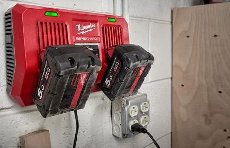 Produktbild elektrowerkzeuge maschinen akkus ladegeraete teaser