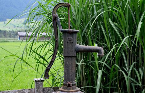 Produktbild garten bewaesserung schwengelpumpen teaser