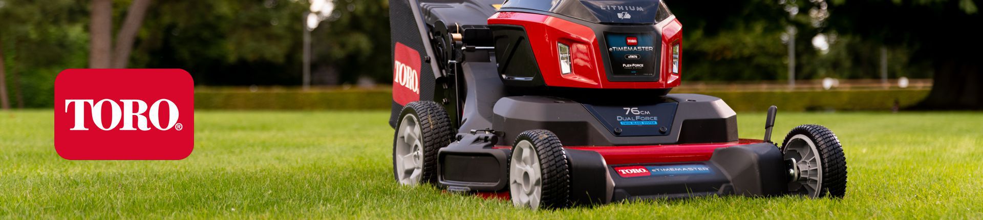 Bild TORO eTimemaster Rasenmäher Modell 2023 auf einer Rasenfläche