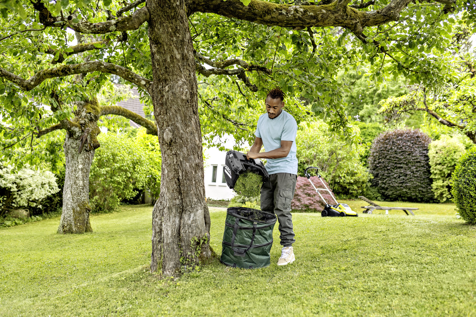 Produktbild Kärcher Akku-Rasenmäher LMO 5-18 Dual Battery Fangkorb Entleerung bild 7