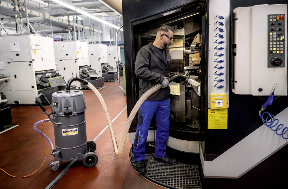 Produktbild Kärcher Industriesauger IVR-L 65/24-2 mit Zubehör bild 3