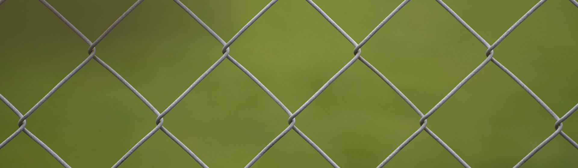 Maschendrahtzaun in Nahaufnahme bild