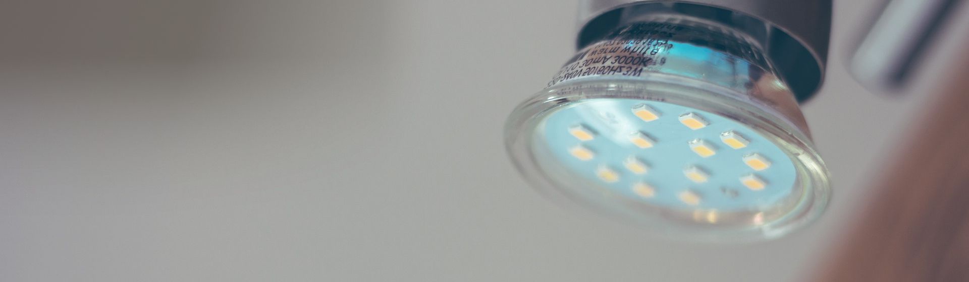 LED Leuchtmittel in Nahaufnahme bild