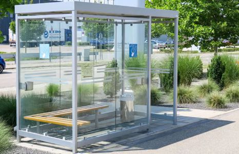 Produktbild kategorie betriebsausstattung aussenanlagen raucherunterstaende teaser