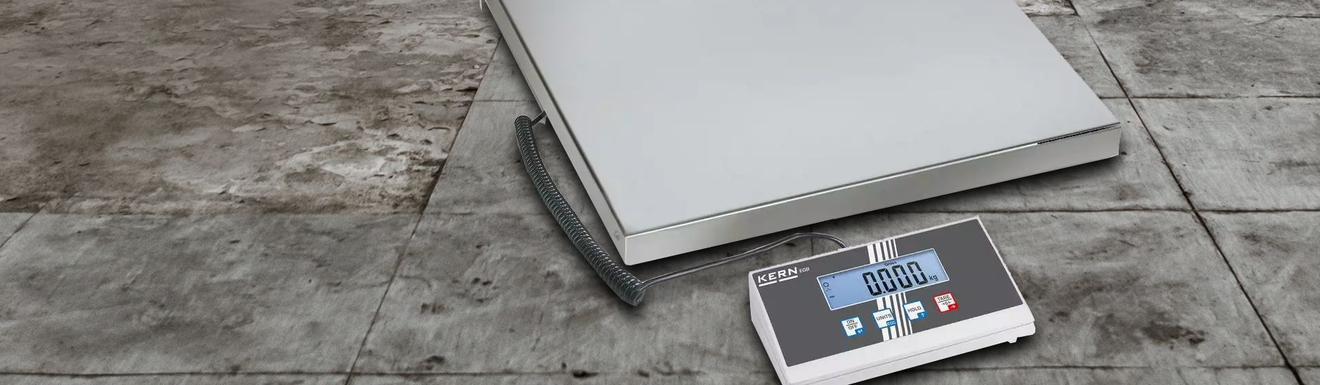 Kern Plattformwaage auf einem Steinboden stehend bild