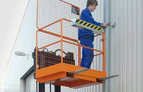 Produktbild kategorie betriebsausstattung transport arbeitsbuehnen teaser