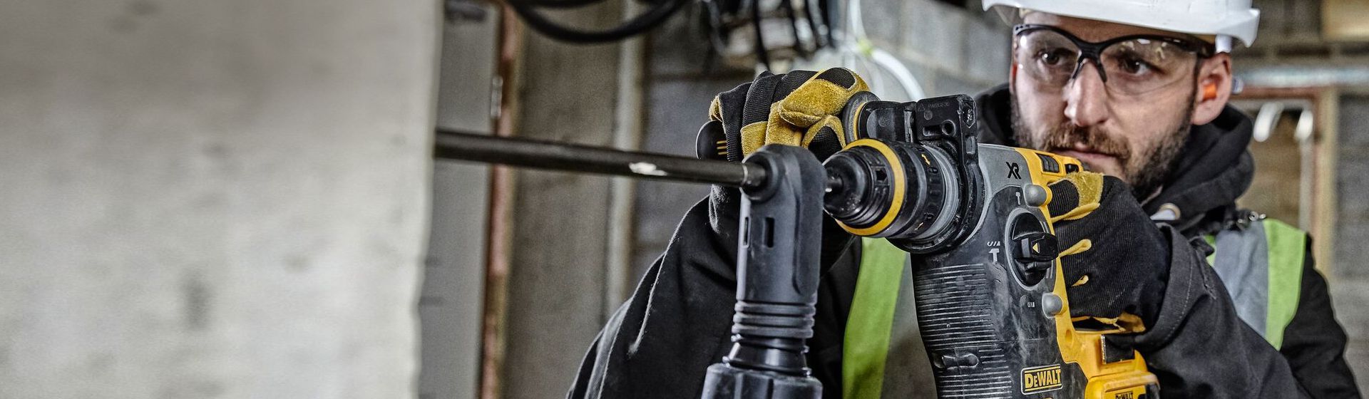 Dewalt Beton- & Steinbohrer in Aktion bild