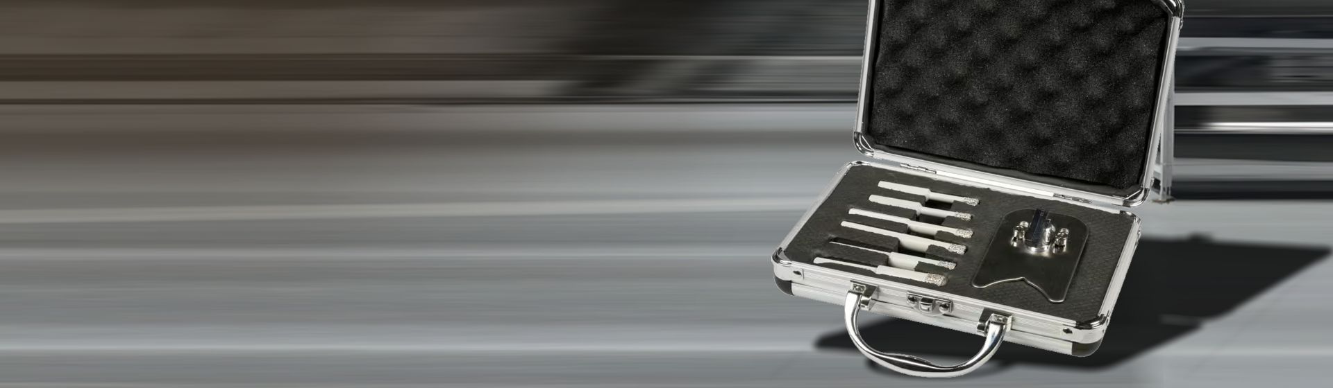 kategorie elektrowerkzeuge maschinen bohrmaschinen schrauber zubehoer fuer materialverarbeitung bohrmaschinen schrauber diamantbohrer banner bild