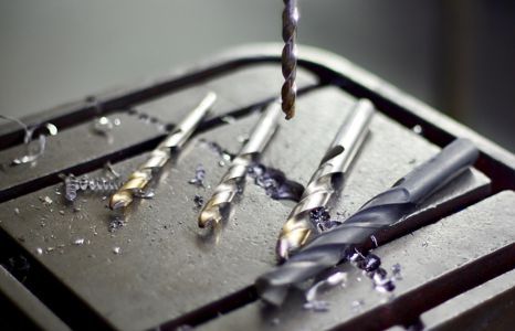 Produktbild kategorie elektrowerkzeuge maschinen bohrmaschinen schrauber zubehoer fuer materialverarbeitung bohrmaschinen schrauber teaser