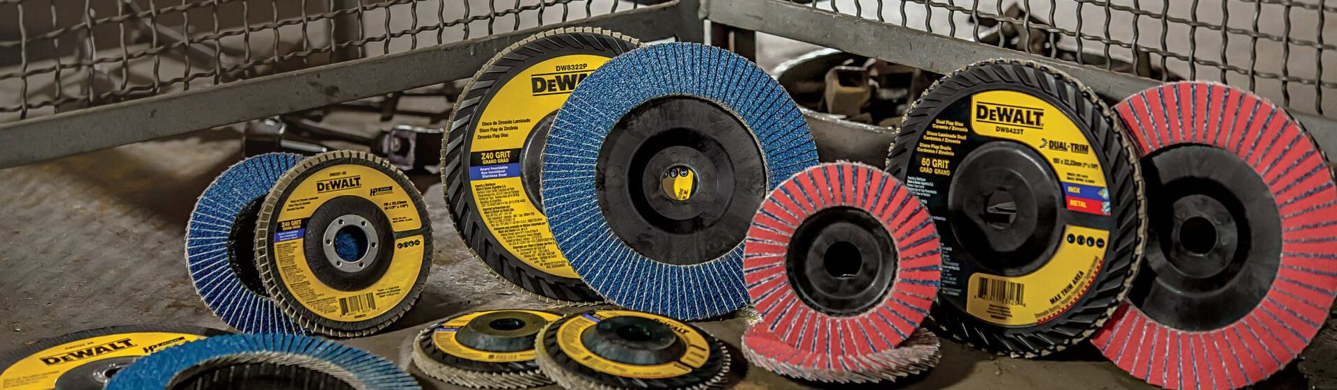 Einblick in das Fächerschleifer Sortiment von Dewalt bild