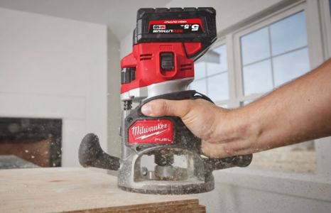 Produktbild kategorie elektrowerkzeuge maschinen fraeser hobelmaschinen oberfraesen teaser