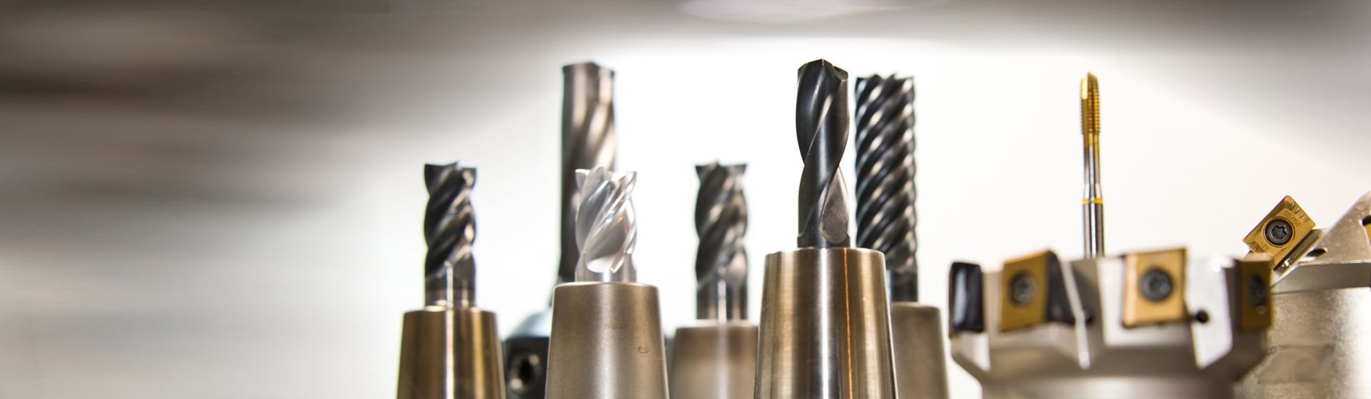 Mehrere Fräser in Nahaufnahme bild