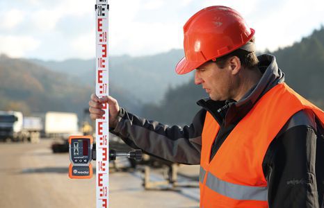 Produktbild kategorie elektrowerkzeuge maschinen mess pruefgeraete messlatten teaser