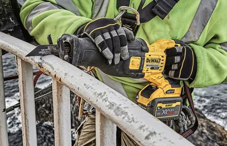 Produktbild kategorie elektrowerkzeuge maschinen saegen saebelsaegen teaser