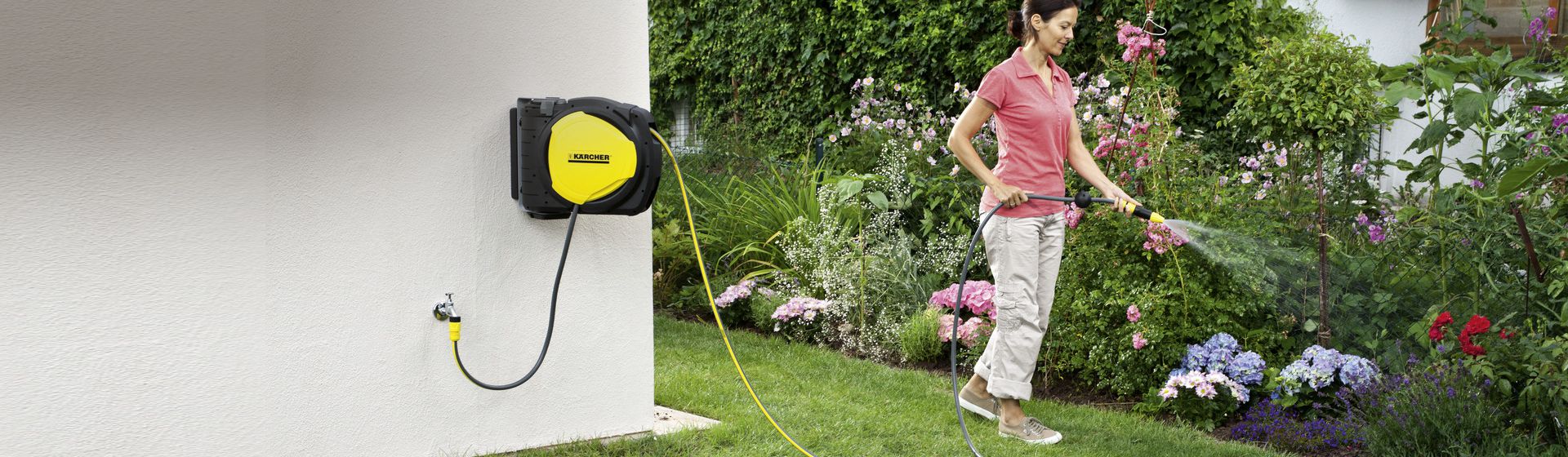 Kärcher Schlauch-Wandhalterung in Aktion bild