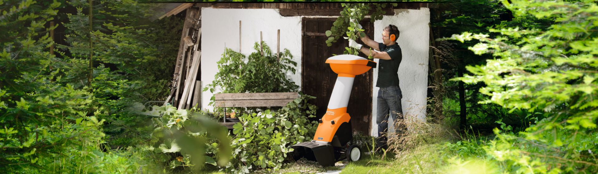 Stihl Häcklser in Aktion bild