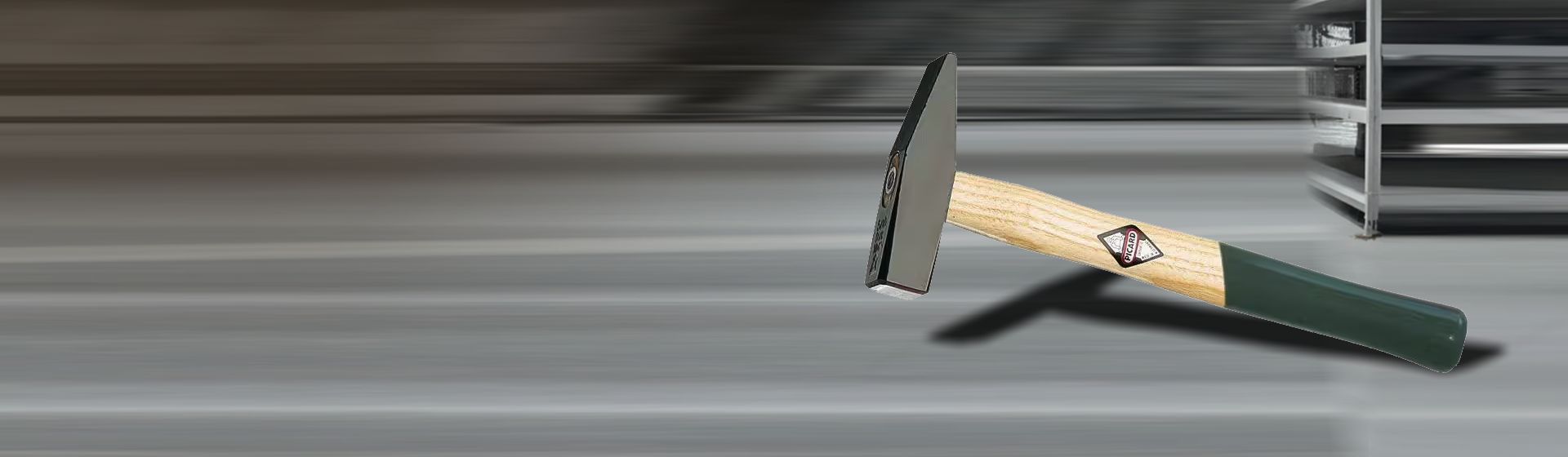 Picard Schlosserhammer bild