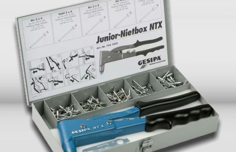 Produktbild kategorie handwerkzeug handnietgeraete zubehoer nietwerkzeug sets teaser