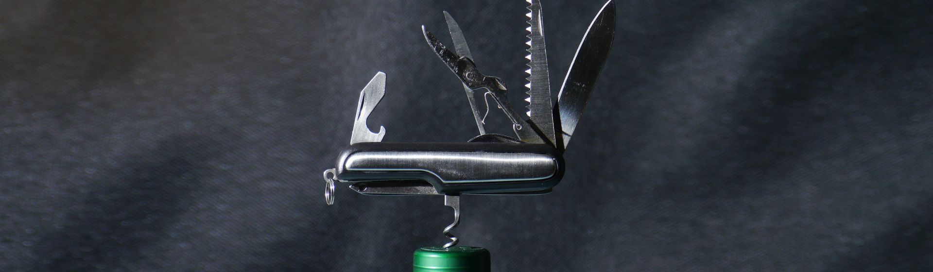 Multi-Tool in Nahaufnahme bild