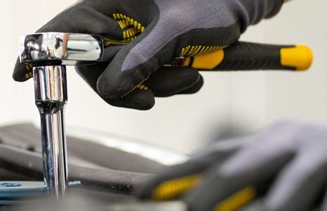 Produktbild kategorie handwerkzeug schraubenschluessel ratschensaetze ratschen knarren teaser