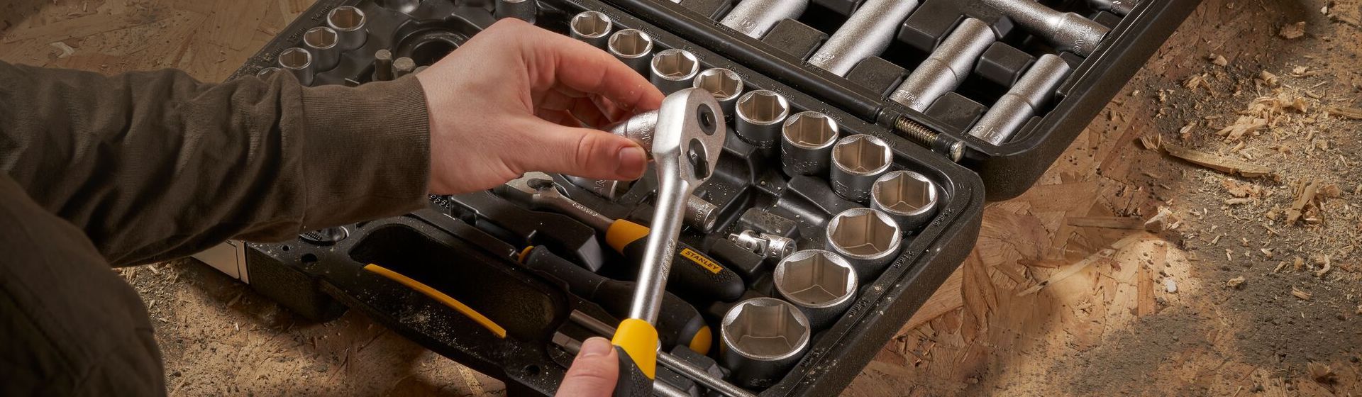 Ratschen und Schraubenschlüsselset von Stanley bild
