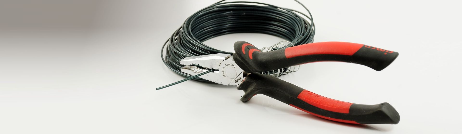 Kombizange in Nahaufnahme bild