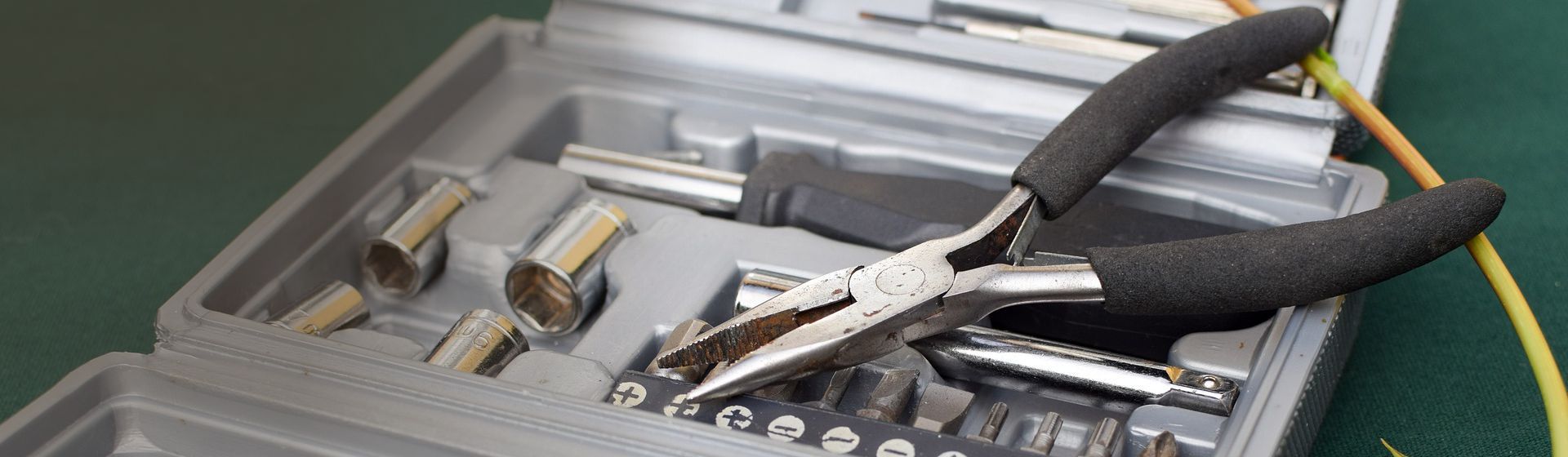 Sonstige Zangen in einem Set bild