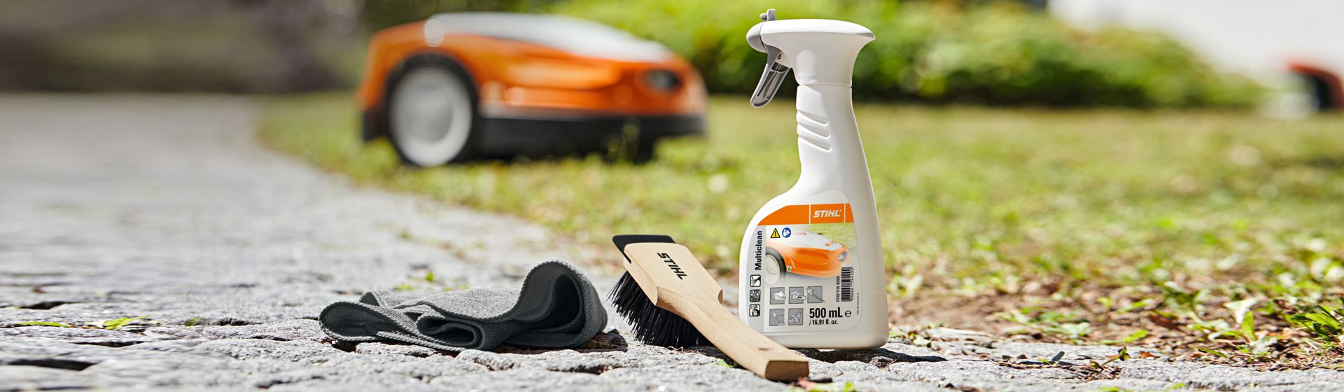 Stihl Pflegemittel, Bürste und Pflegetuch bild