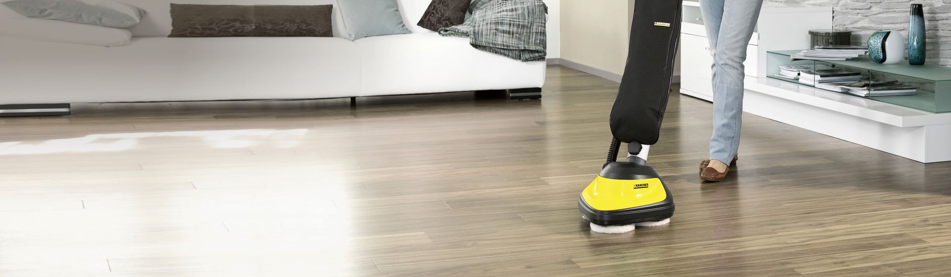 Kärcher Saugbohner in Aktion bild