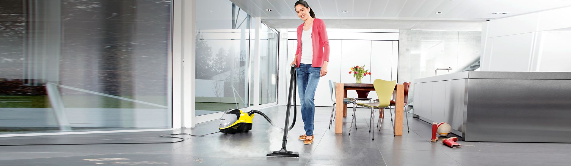 Kärcher Dampfreiniger &-sauger in Aktion bild