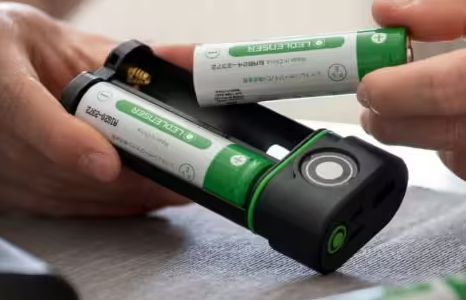 Produktbild strom und energie batterien akkus teaser