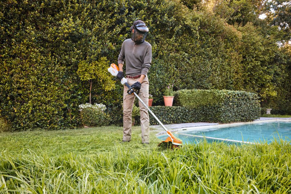 Produktbild STIHL Akku Motorsense FSA 110 R ohne Akku und Ladegerät bild 2