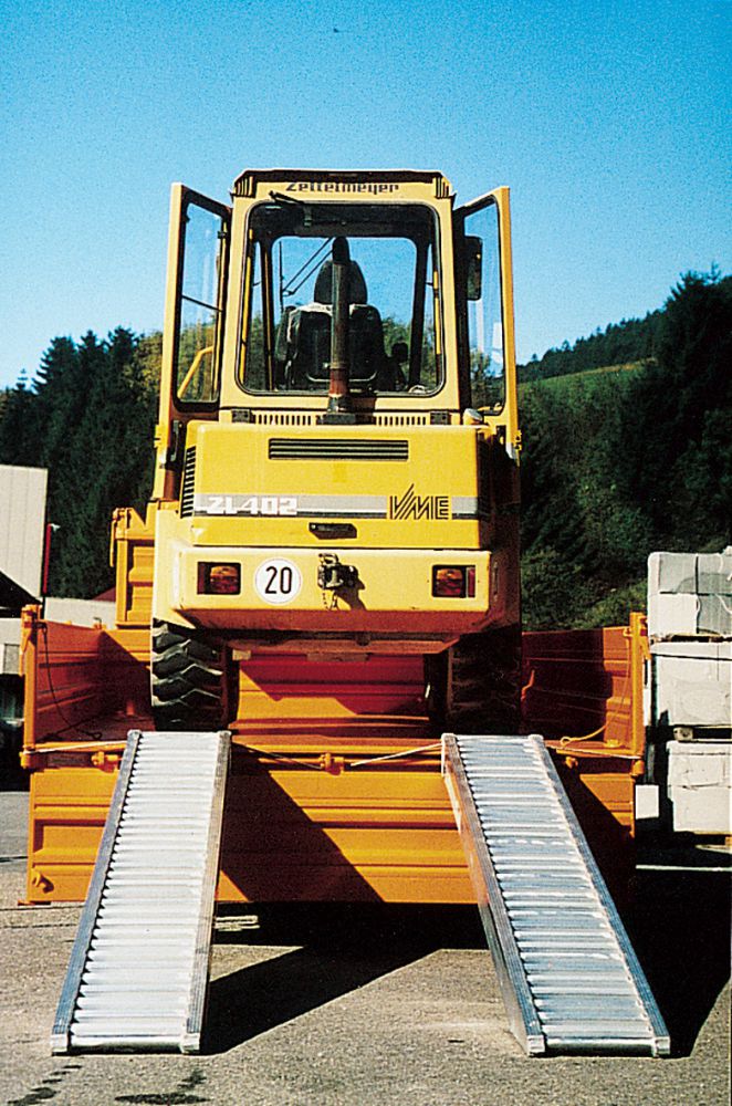 Produktbild Altec Verladeschiene Alu 5000KpL3840xB400 mm mit Rand