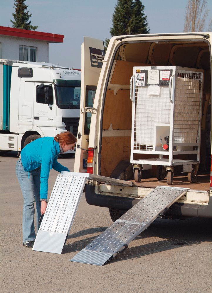 Produktbild Altec Verladeschiene Alu 200Kp L3000xB400mm o.Rand