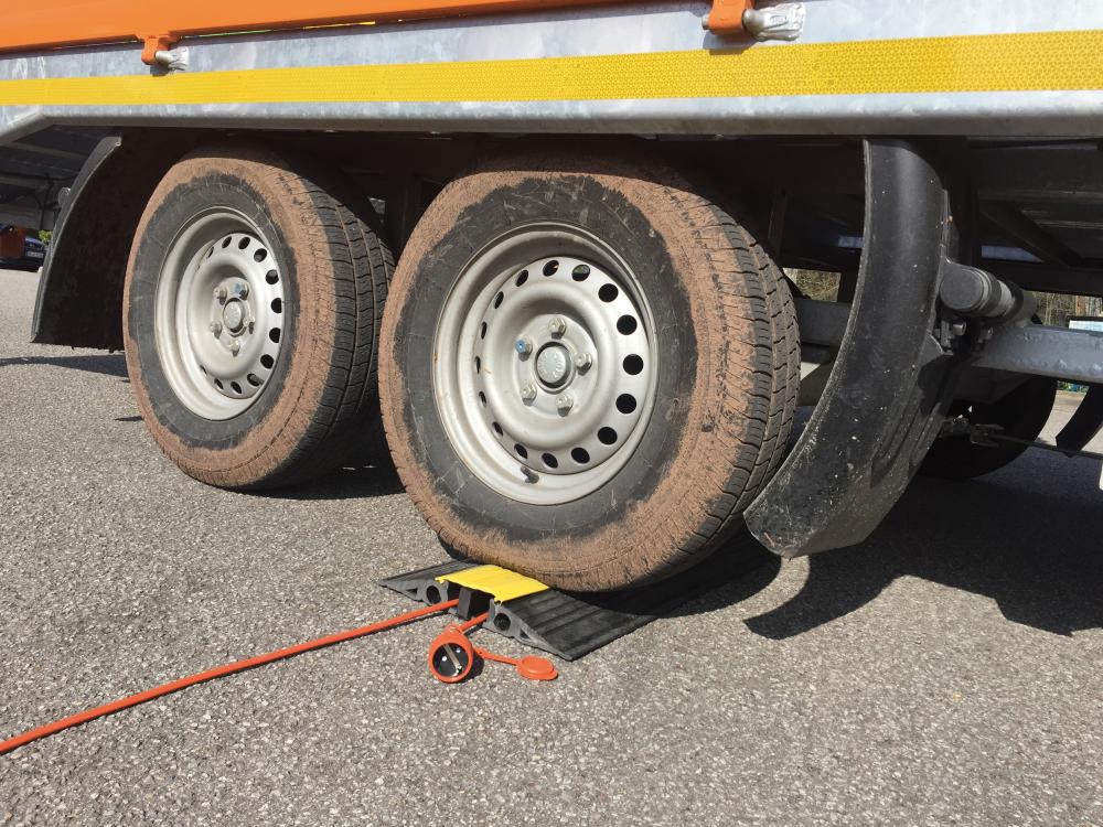 Produktbild EHA Kabelbrücke schwarz 350 mm 1 m bild 2