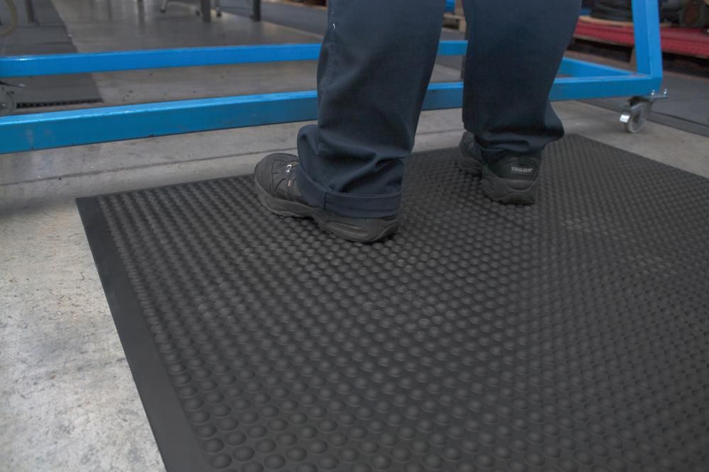 Produktbild Coba Anti Ermüdungsmatte PU 90 x 120 cm schwarz flache Kanten bild 7