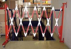 Produktbild Dancop Scherengitter 4x1,05m rot weiss bild 2