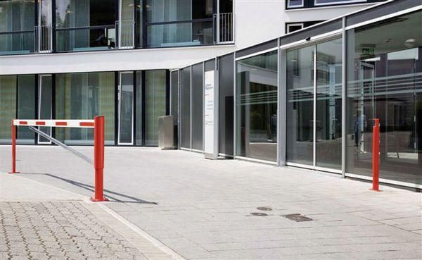 Produktbild Mannus Drehbare Wegessperre lackiert Sperrweite 6,0 m bild 2