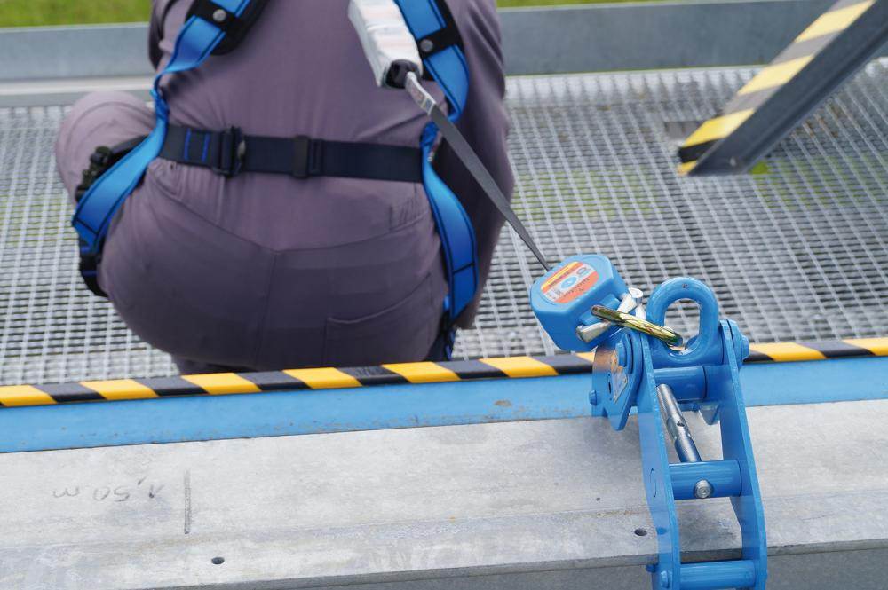 Produktbild Tractel Höhensicherungsgerät blocfor 1,8A ESD M47 M23 bild 3