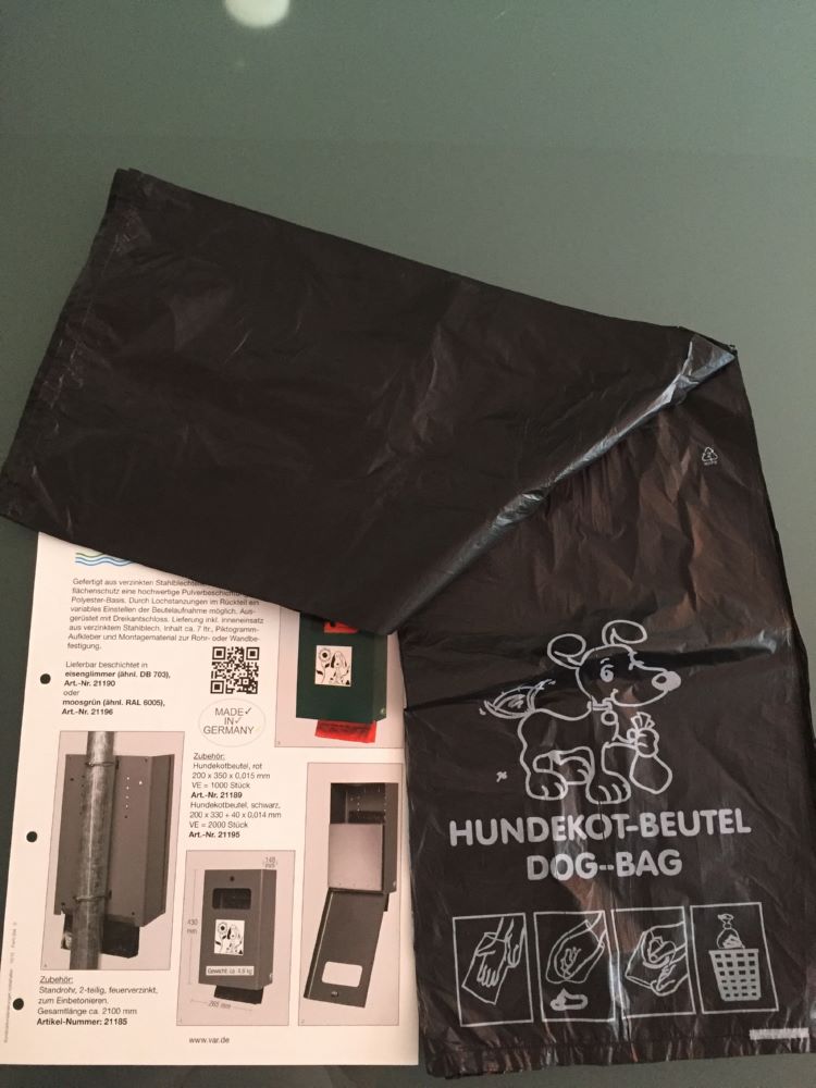 Produktbild Var Hundekotbeutel schwarz 2000 Stück bild 2