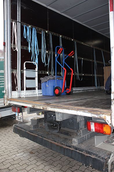 Produktbild Variofit Stahlrohrkarre mit großer Schaufel Traglast 250kg blau bild 2